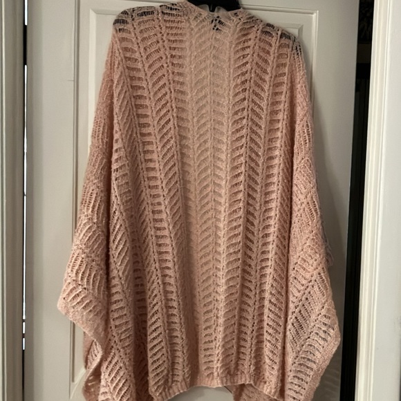 Blush knit wrap - Picture 4 of 4